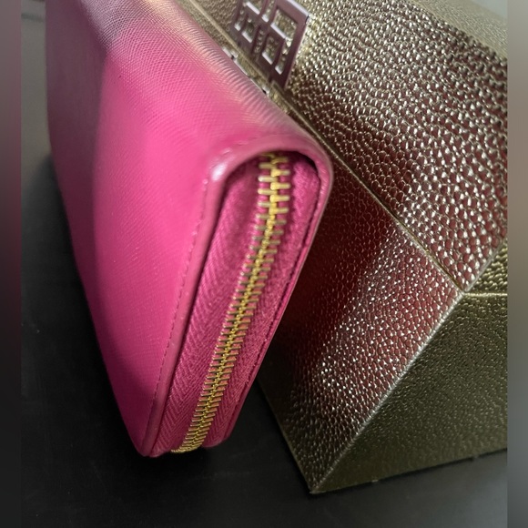 Authentic Prada Saffiano Bow Zip Around Wallet - Picture 5 of 12